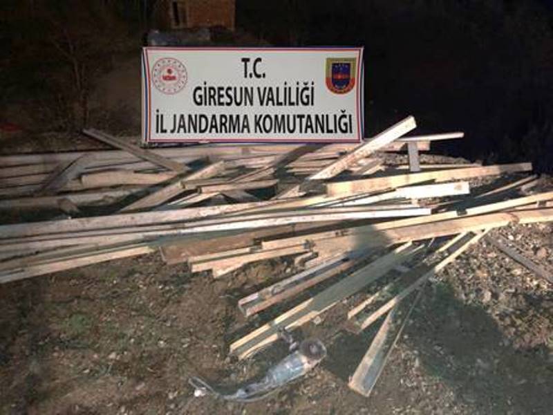 Giresun’da Demir Bariyerleri Çalan 3 Kişi Yakalandı