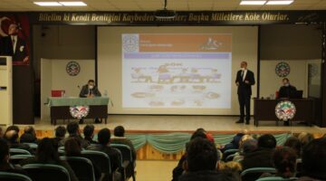 Müdür Tosunoğlu, Merkez İlçe Ortaokul Branş Zümre Başkanları ile Bir Araya Geldi
