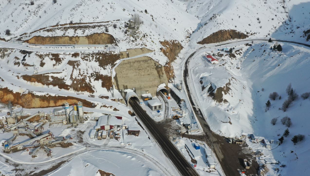 Ulaşıma Açılan Eğribel Tüneli İle Vatandaşın Kış Çilesi Sona Erdi
