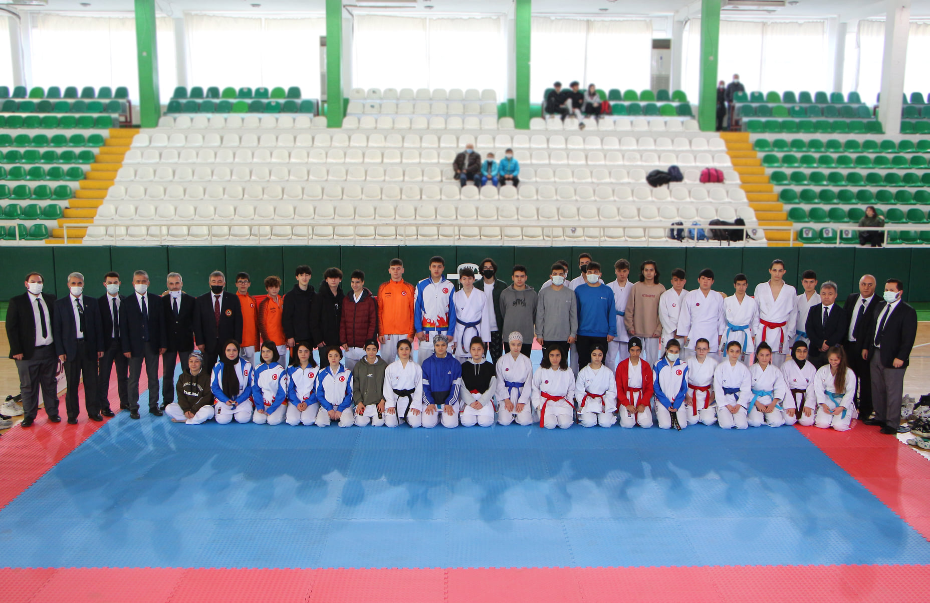 Okul Sporları Genç Kız/Erkek Karate Müsabakaları Düzenlendi