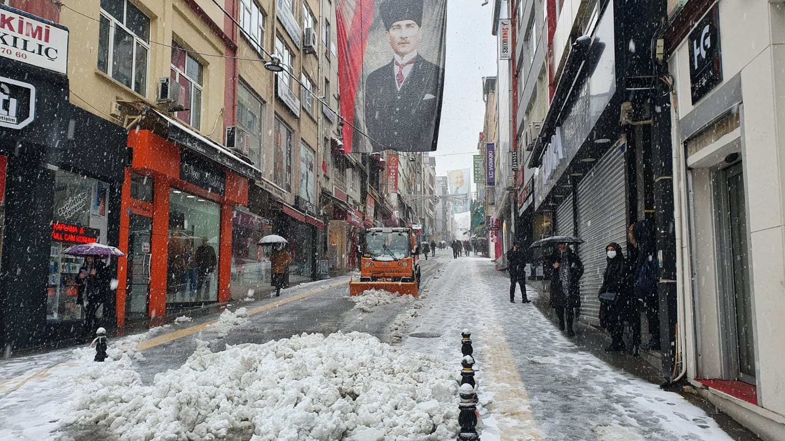 Giresun Belediyesi’nden Karla Mücadelede Yoğun Mesai