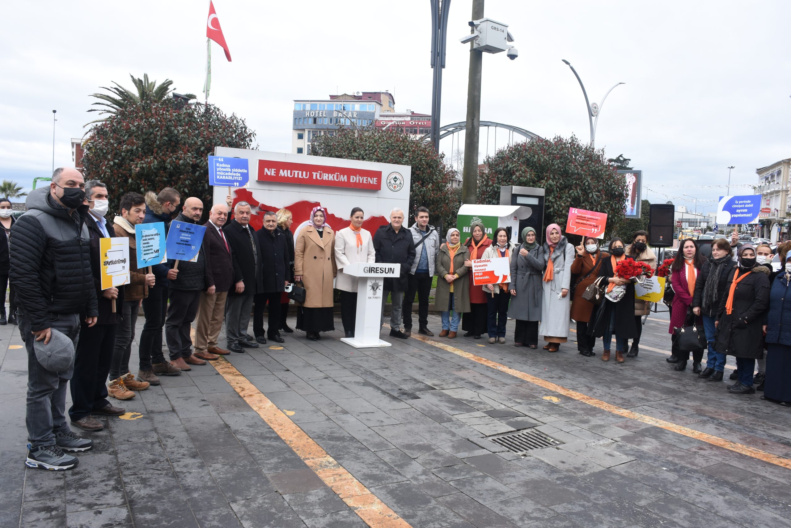 Giresun’da, AK Parti Kadın Kollarından “Kadınlar Günü” Açıklaması