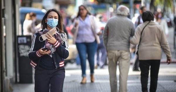 Açık Havada Maske Takma Zorunluluğu Kalktı