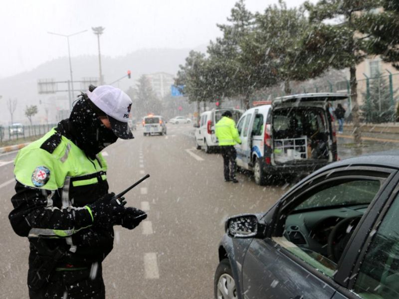 Ülke Genelinde Çocuk ve Gençlerin Korunmasına Yönelik Trafik Uygulaması Gerçekleştirildi