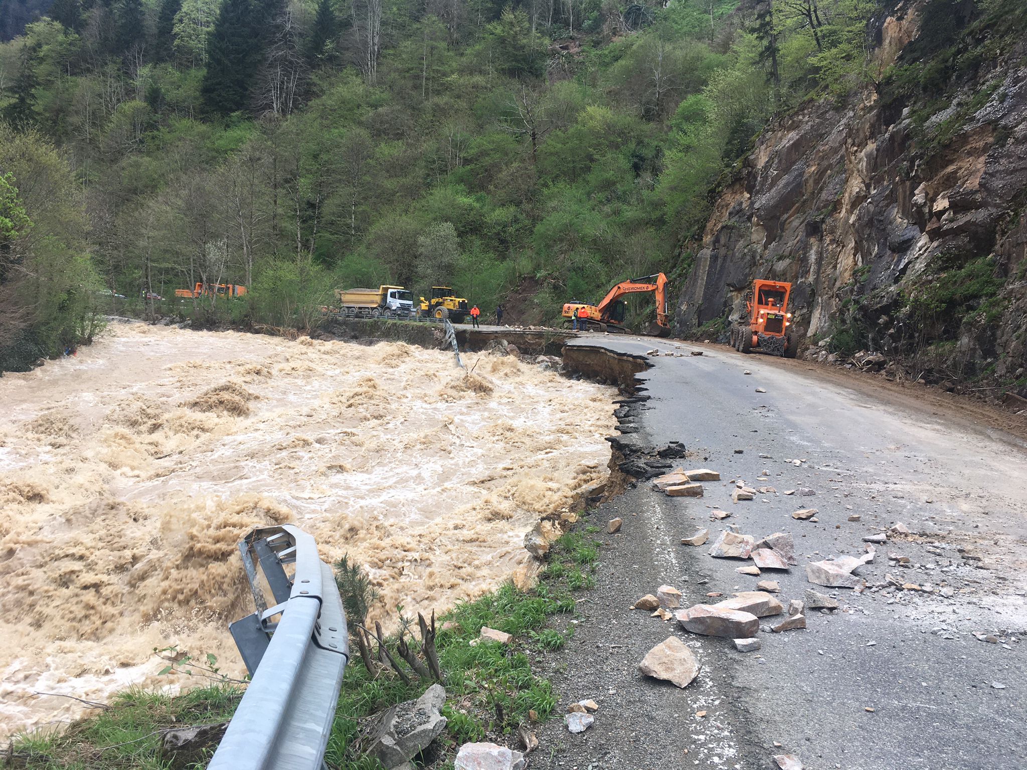 Giresun’da Taşkınlar Sonrası Çalışmalar Başladı