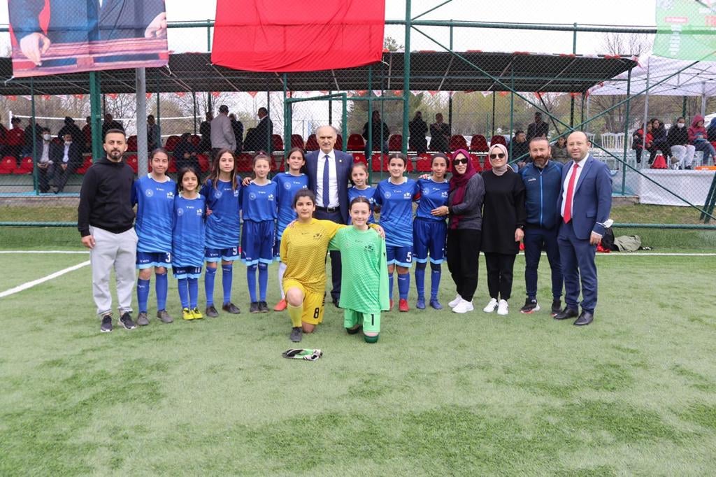 ‘23 Nisan Futbol Turnuvası Mahallede Maç Var’ Türkiye Birinciliği Müsabakaları Başladı