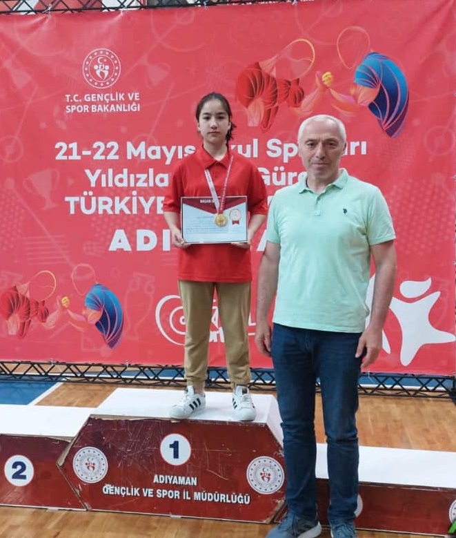 Türkiye Şampiyonu Deva Dübüş