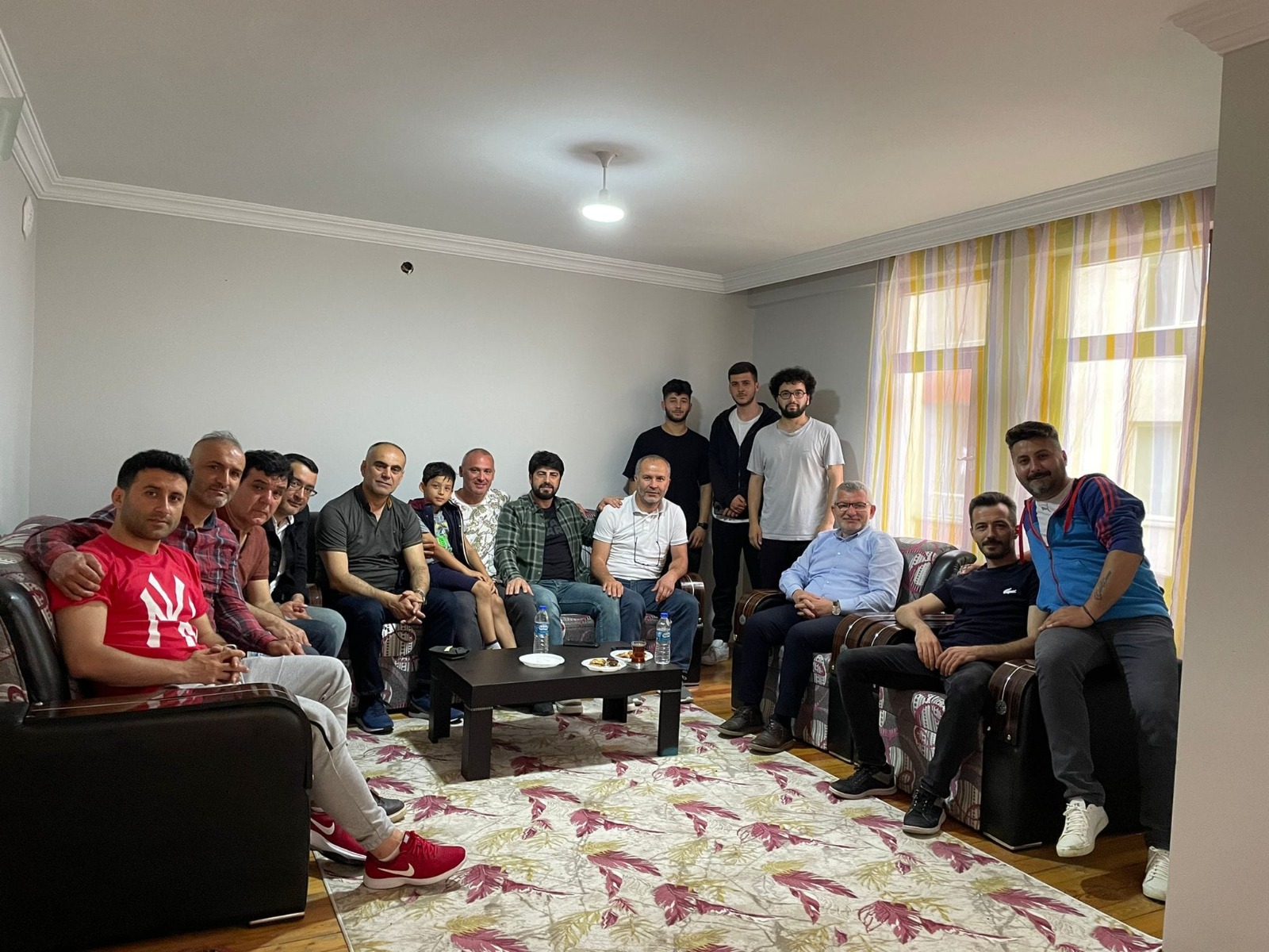 Aydın’dan İhsaniyespor’a Ziyaret