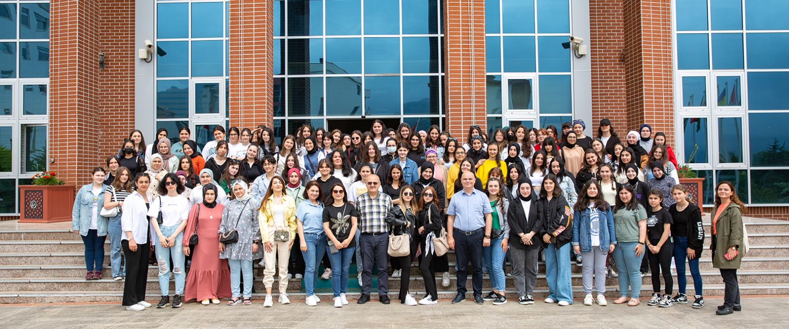 Liseli Öğrencilerden Giresun Üniversitesi’ne Ziyaret