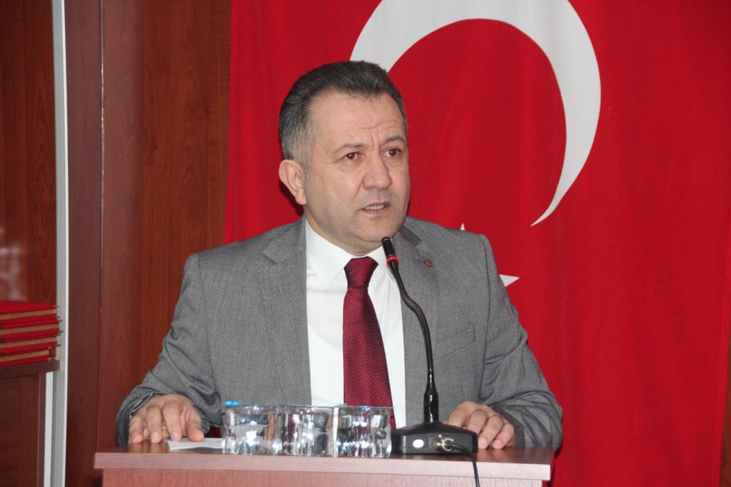Ayhan: “Yeter Artık! Düşün Yakamızdan! Yeni Sezon Transferlere Odaklanalım!”
