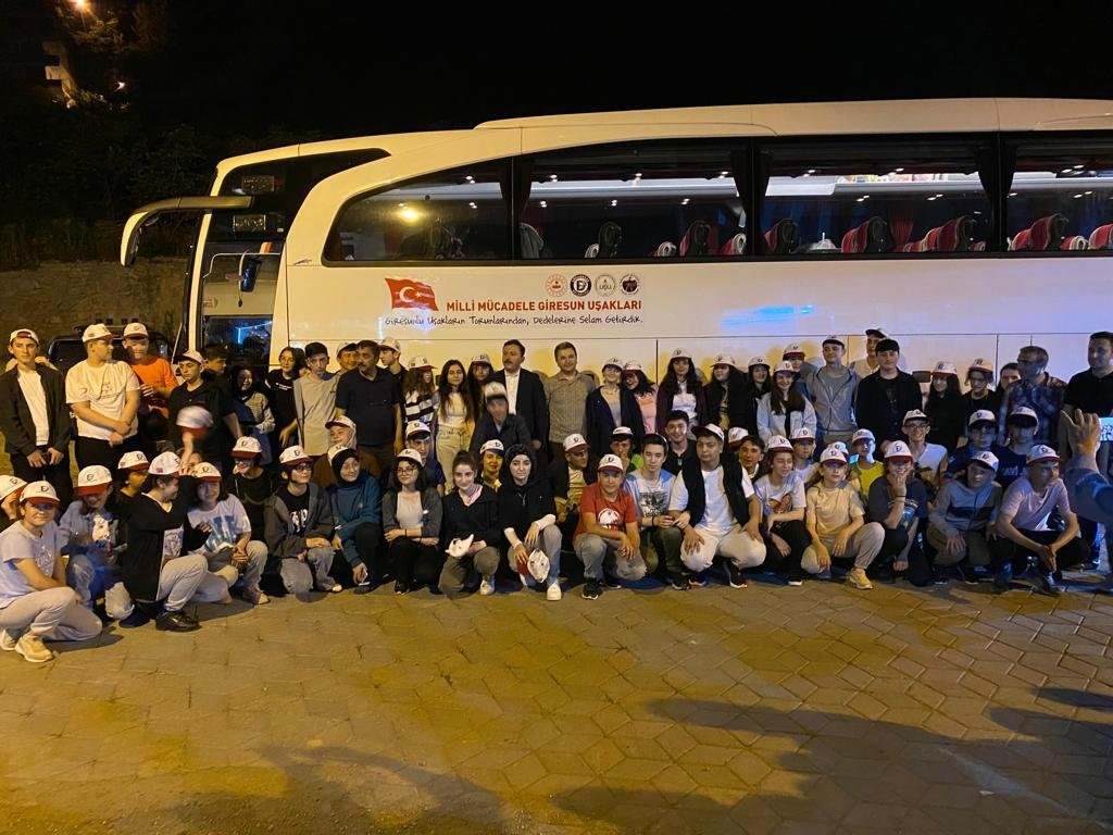 Giresun Uşakları Torunlardan Dedelerine Selam Götürdü