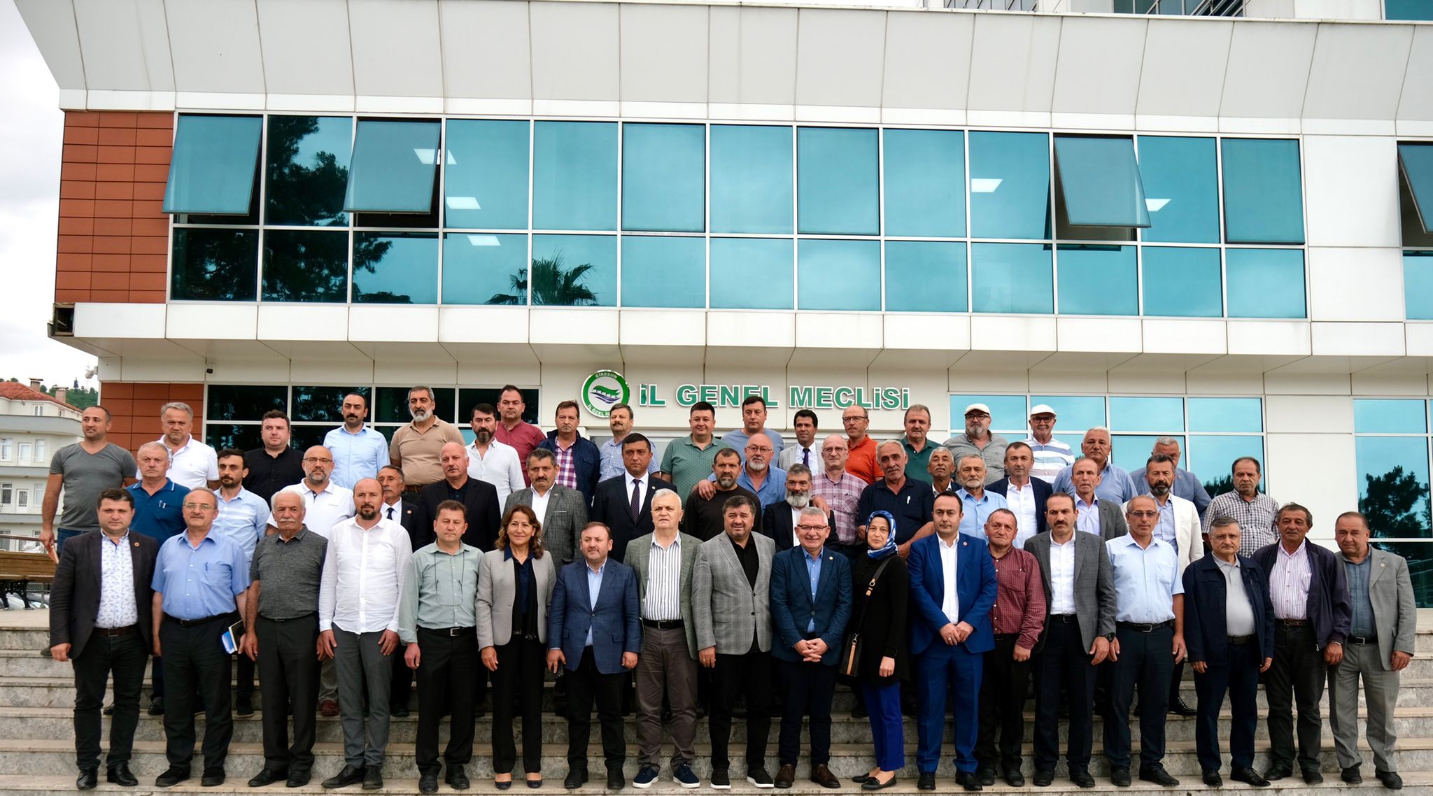 AK Parti Giresun İl Teşkilatı Muhtarlarla Bir Araya Geldi