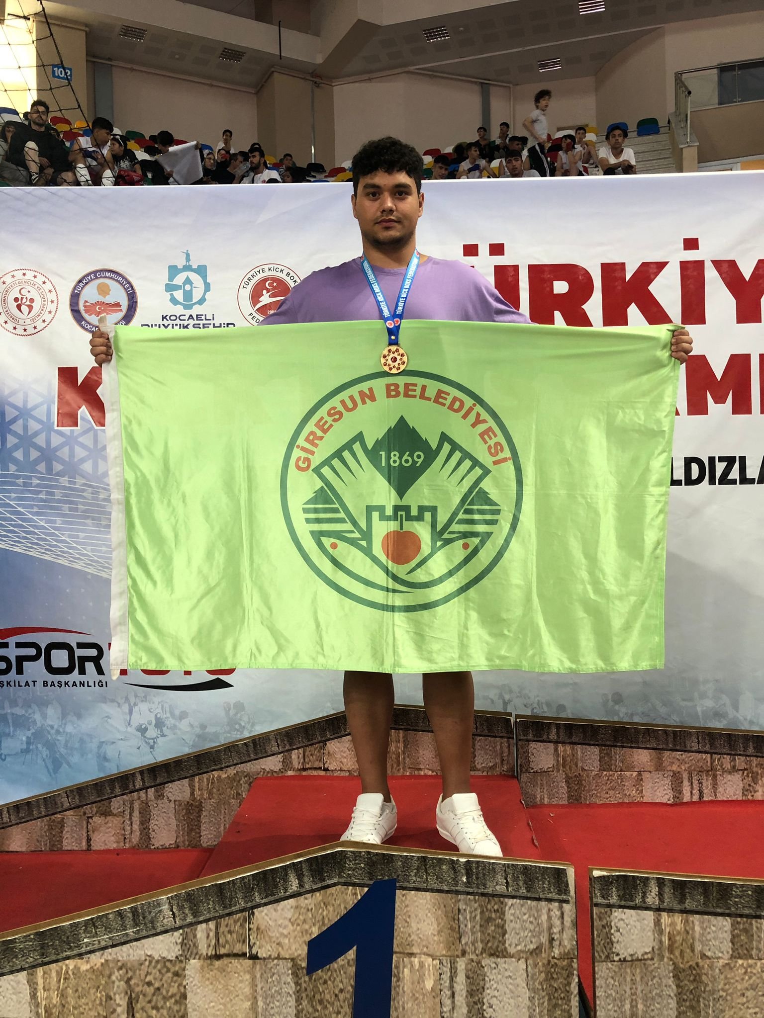 Emre Güney Türkiye Şampiyonu