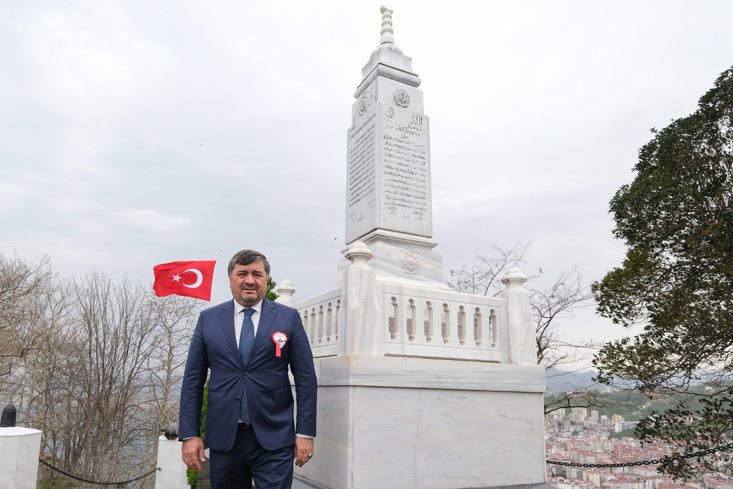 Başkan Şenlikoğlu’ndan Osman Ağa İçin Verilen Kanun Teklifine Destek