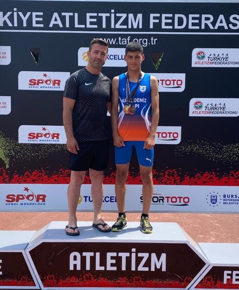 Avrupa Şampiyonu Emre Çolak