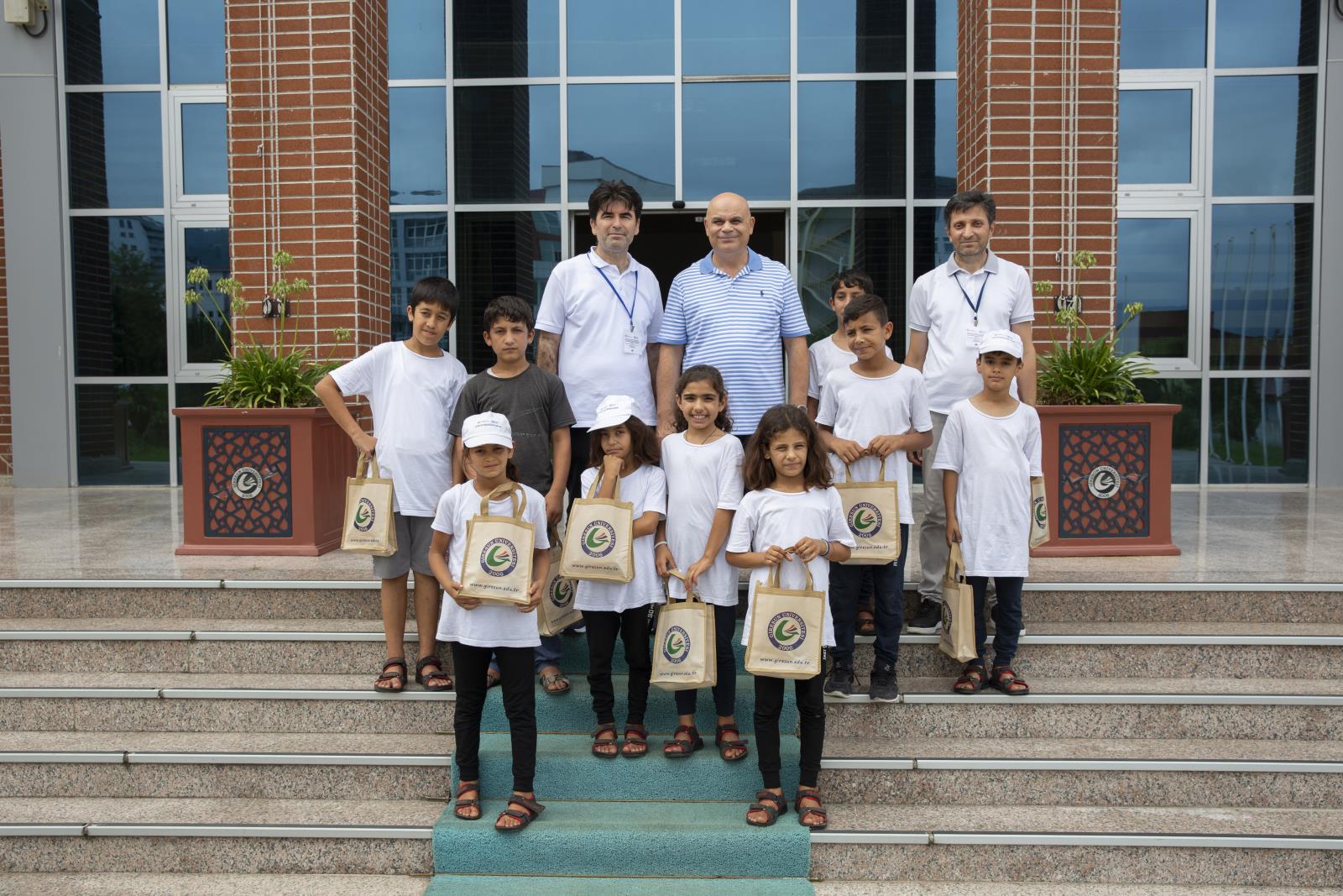 Fındık İşçilerinin Çocukları Giresun Üniversitesi’ni Ziyaret Etti