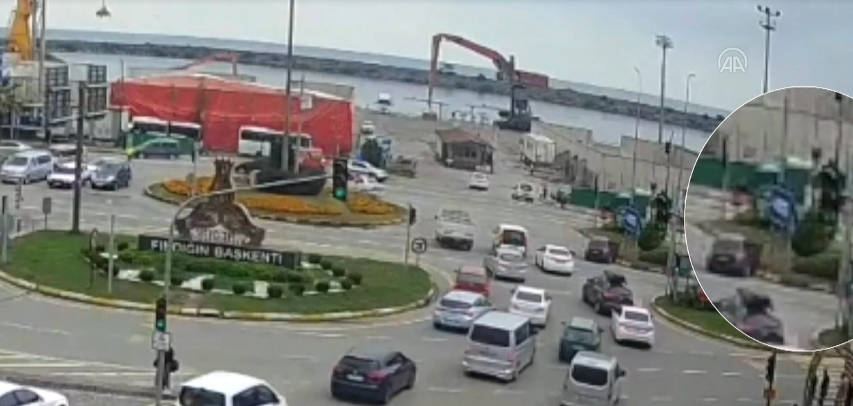 Giresun’da Motosiklet İle Otomobilin Çarpıştığı Kaza Anı KGYS Kamerasında