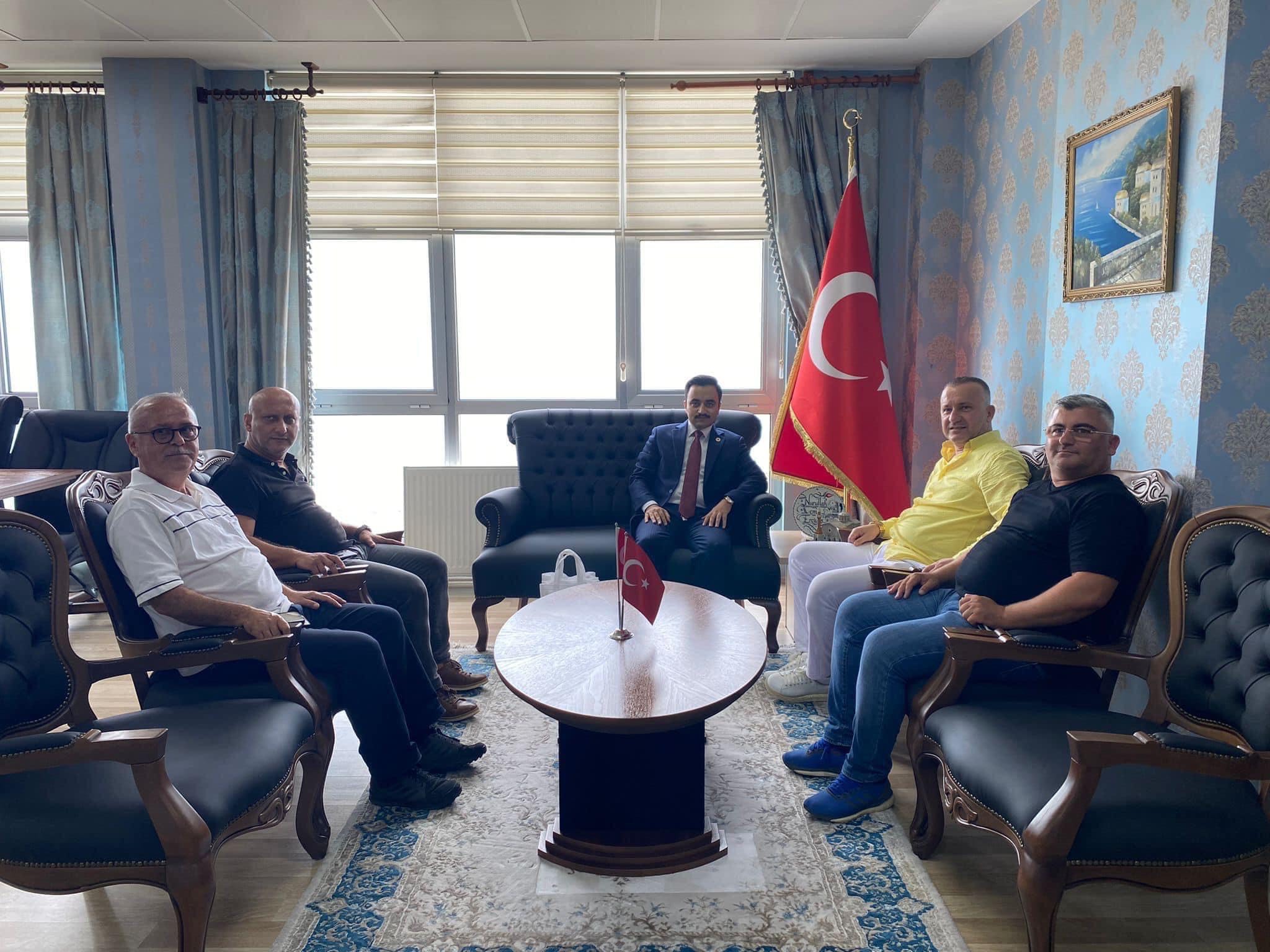 Başkan Emür’den Kaymakam Erciyas’a Ziyaret