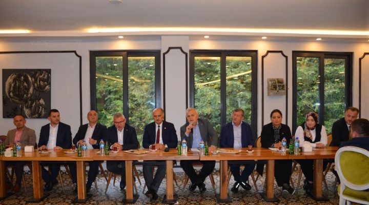 AK Parti Giresun, istişare ve değerlendirme toplantısı yaptı