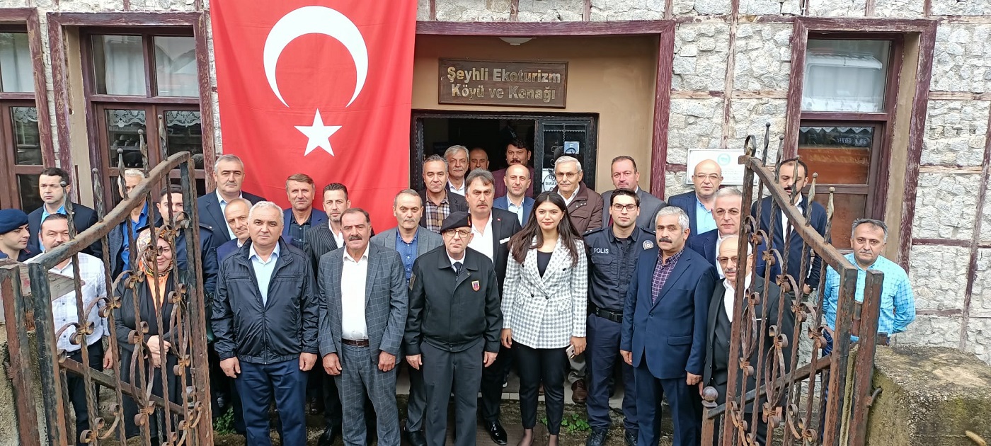 Piraziz’de 19 Ekim Muhtarlar Günü Kutlandı