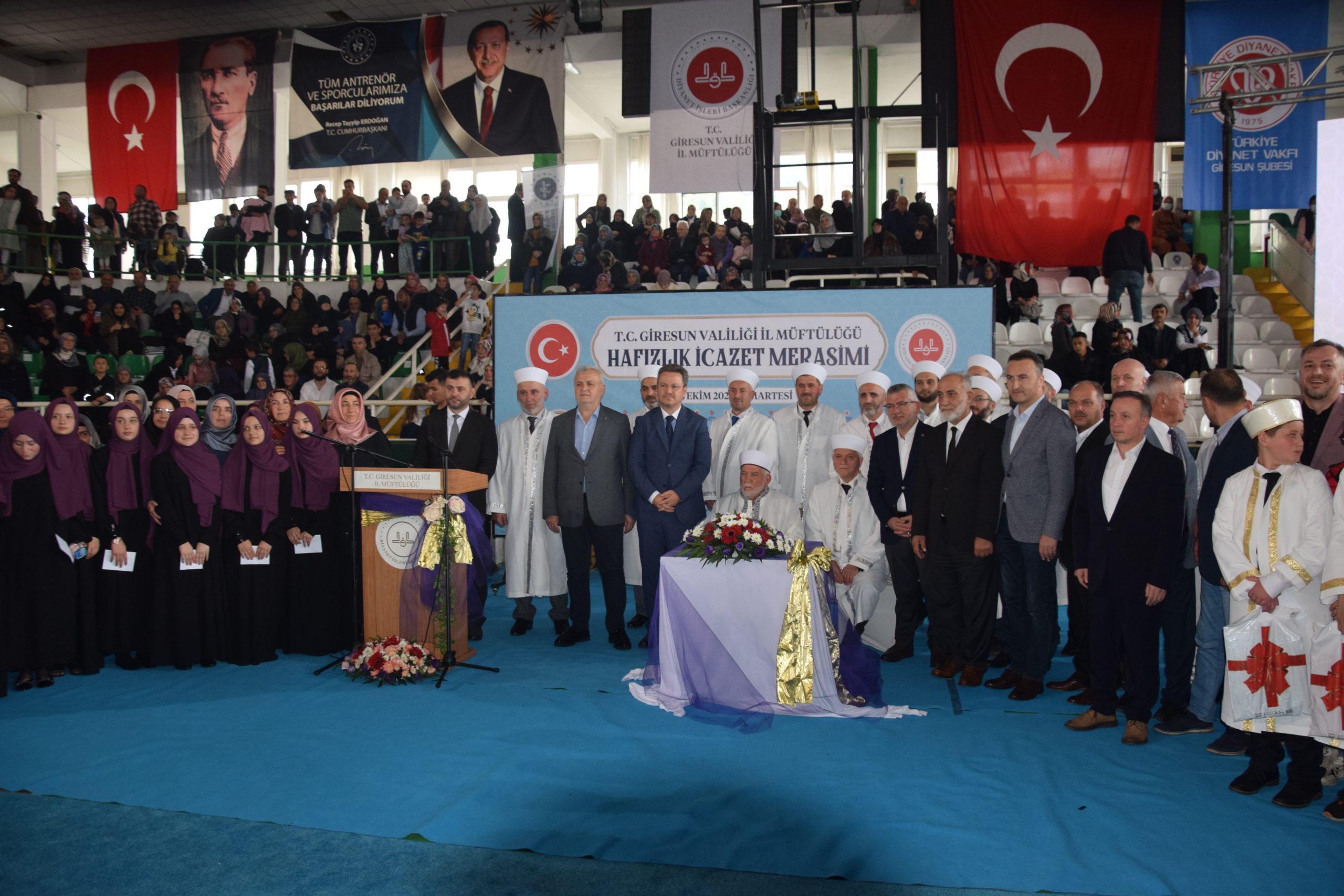 Giresun’da Eğitimlerini Tamamlayan 229 Hafız İcazet Aldı
