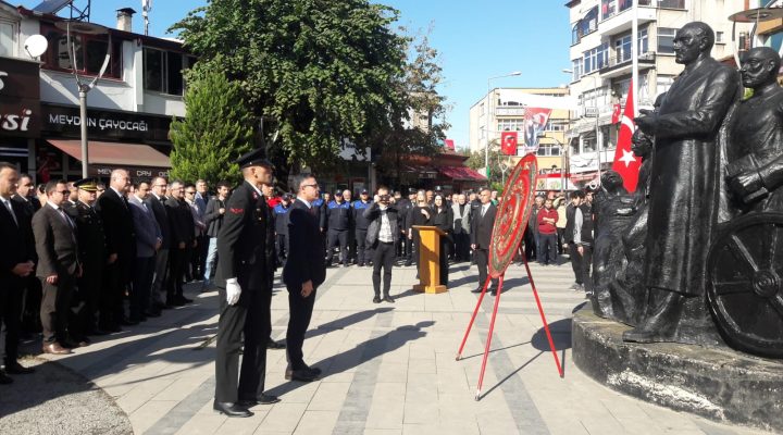 Bulancak’ta 29 Ekim Cumhuriyet Bayramı Çelenk Sunma Töreni Yapıldı