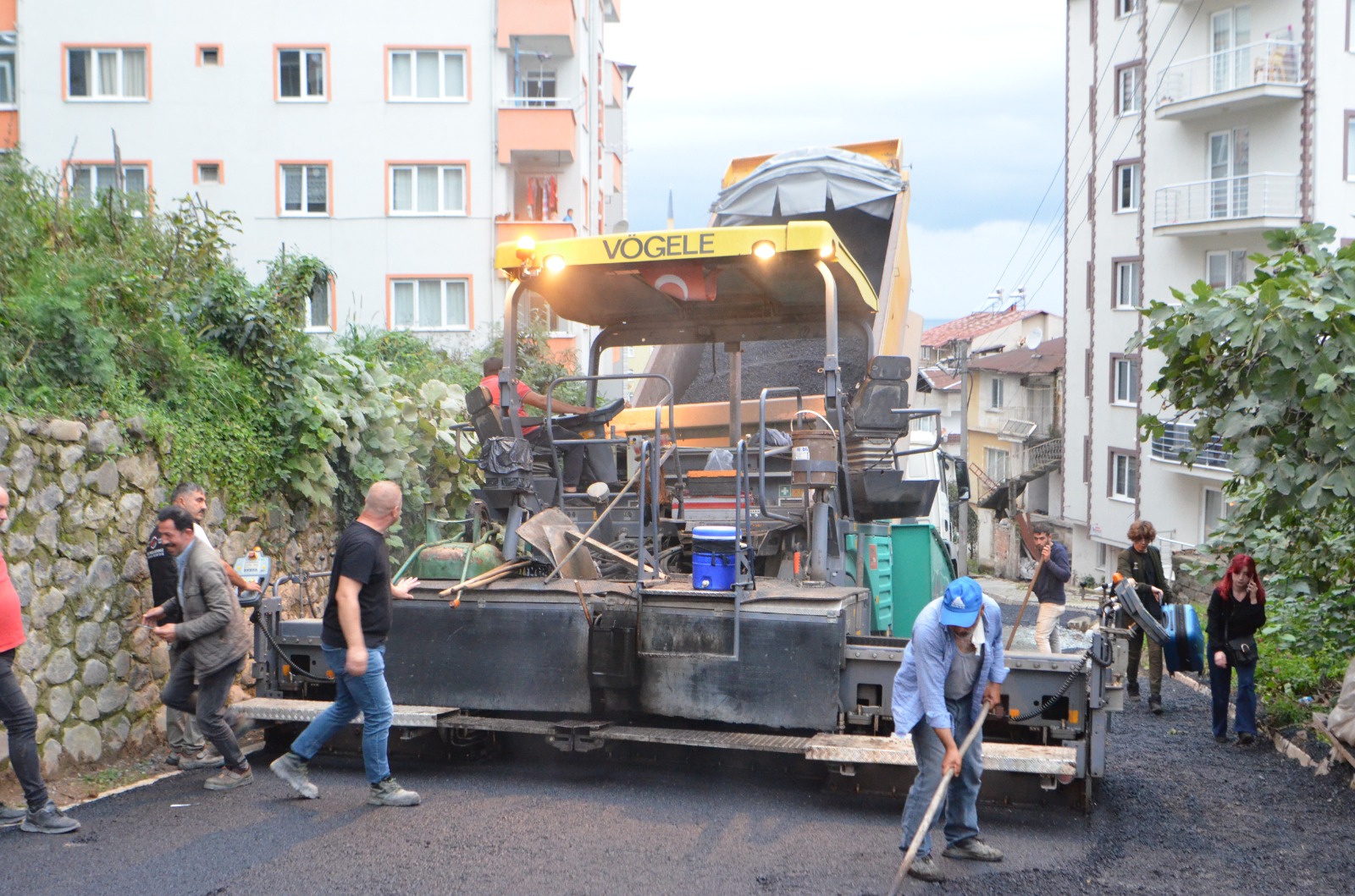 Barış Sokak ve Kocatepe Sokak Asfalt Çalışmaları Bitti