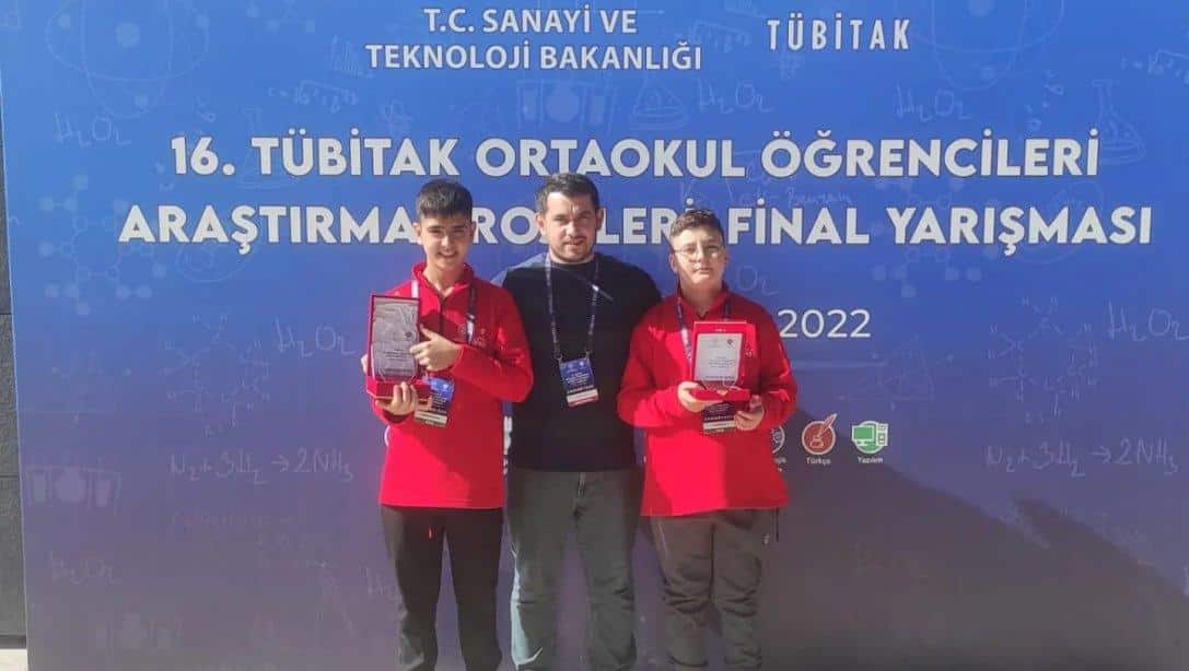 Bulancak İstiklal Ortaokulu 16. TÜBİTAK Yarışmasında Türkiye 3.’sü Oldu
