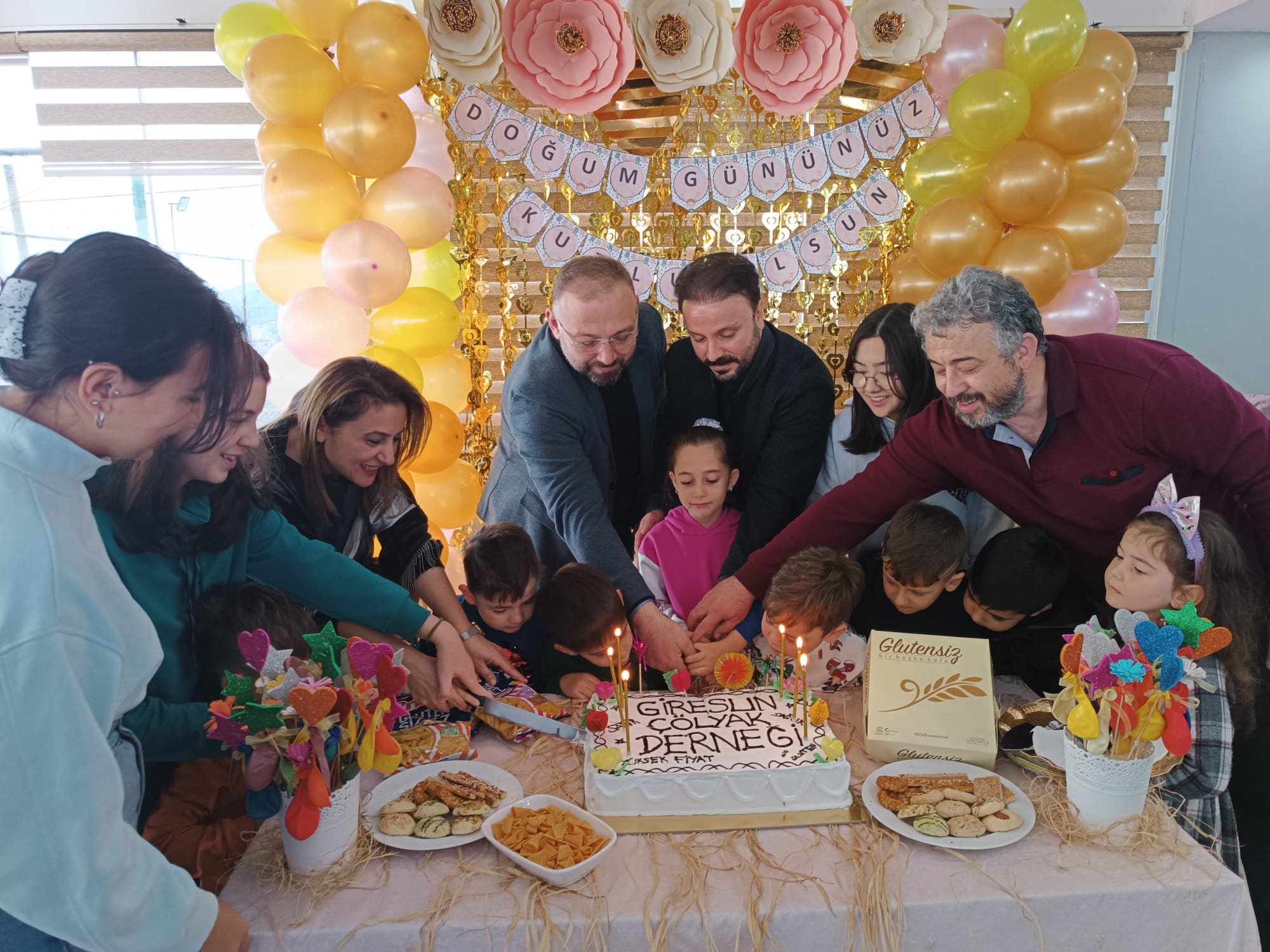 Giresun’da “En Değerli Hazinem Ailem Projesi” İle Çölyaklı Çocukların Doğum Gününü Kutlandı