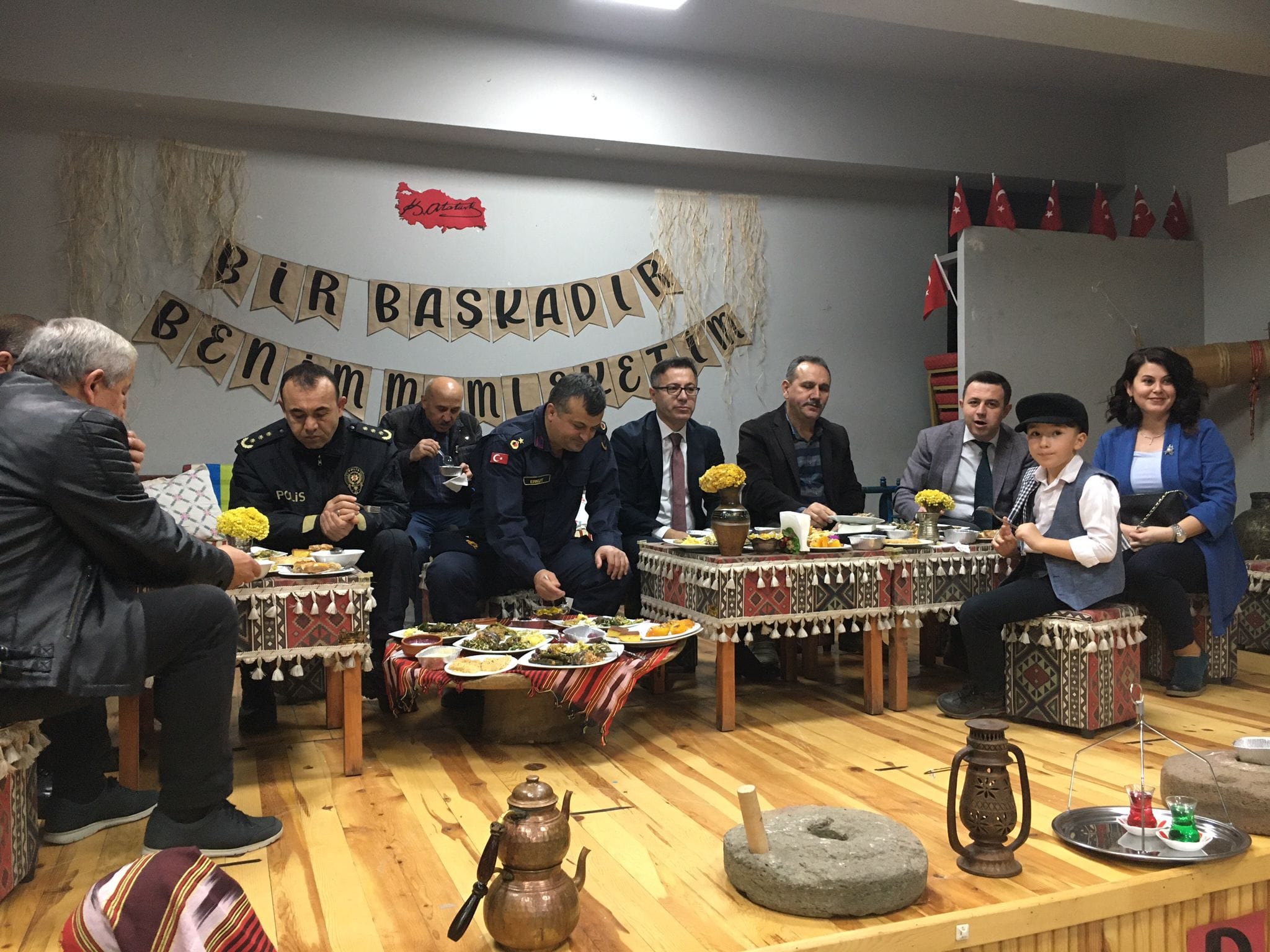 Kaymakam Ünal Koç, Öğrencilerin Yerli Malı Haftası etkinliğine katıldı
