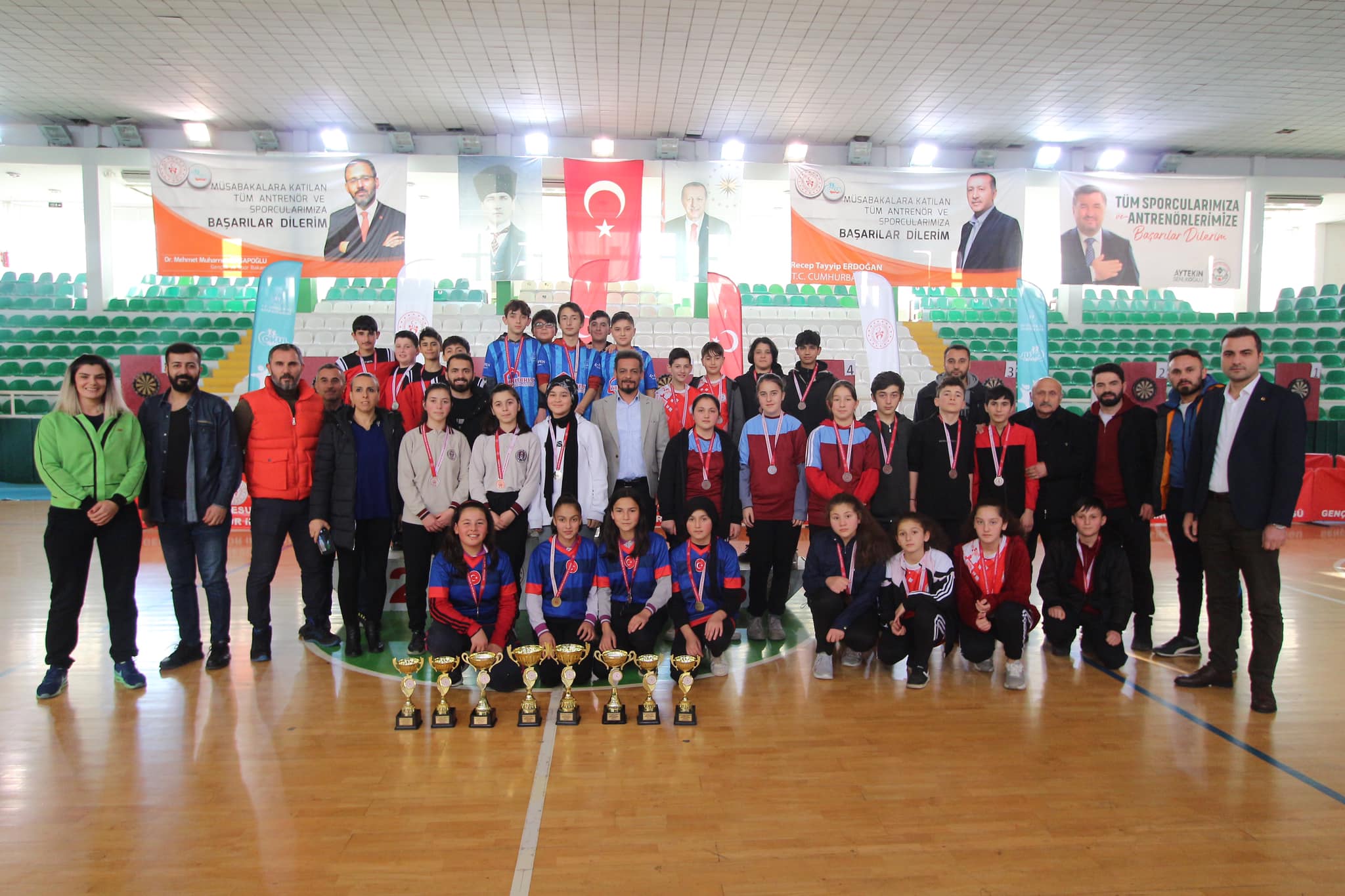 Dart Yıldızlar Kız/Erkek İl Birinciliğinde Şampiyonlar Belli Oldu