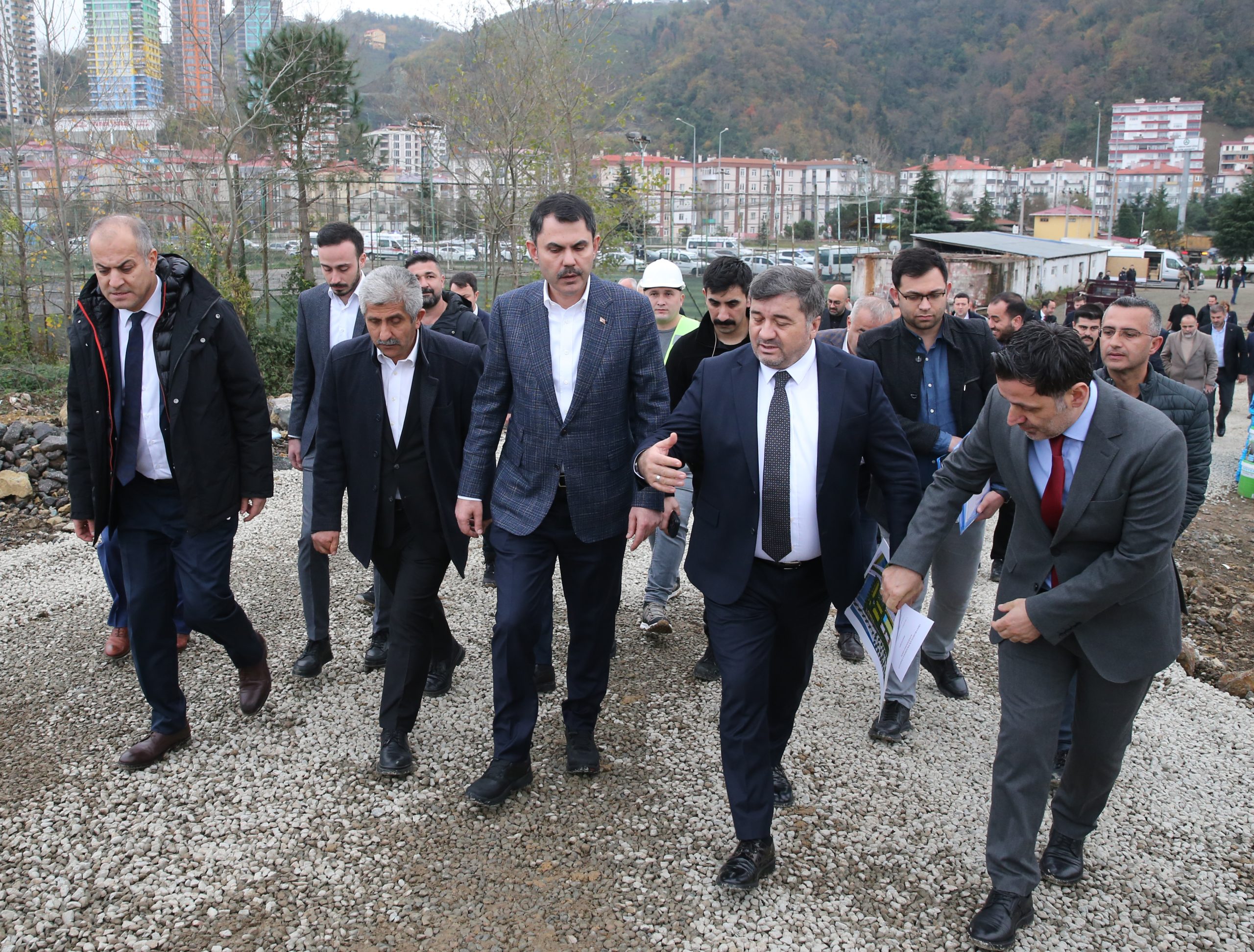 Bakan Murat Kurum, Giresun’da partililer ve vatandaşlarla buluştu