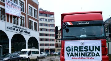 Deprem Bölgelerine Giresun’dan 3 Tır Dolusu Yardım Malzemesi Yola Çıktı