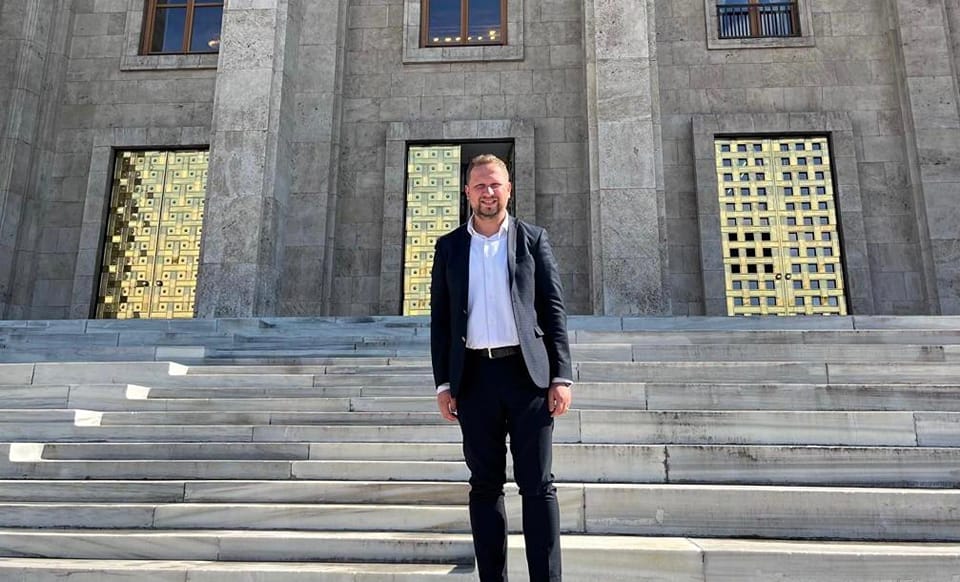 “Sizin siyasi anlayışınız ihanet, yalan ve menfaat üzerine kurulu”