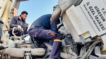 Giresun İl Özel İdaresi Deprem Bölgesinde Araç Tamir ve Bakım İşlerine de Bakıyor