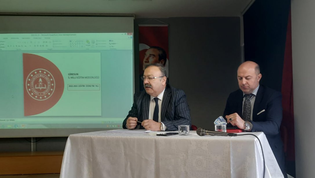 Müdür Tosunoğlu, Okul ve Kurum Müdürleriyle Bir Araya Geldi