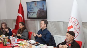 Huzurevi Sakinleri ile İftar Programı