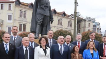 CHP GİRESUN İL YÖNETİMİ MİLLETVEKİLİ ADAY ADAYLARINI TANITTI