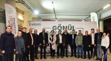 Yüzlerce Vatandaş Aynı Sofrada Buluşuyor