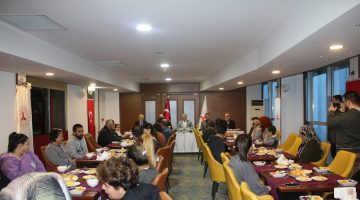 Vali Vekili Mehmet Fikret Çavuş, Depremzedelerle İftarda Buluştu