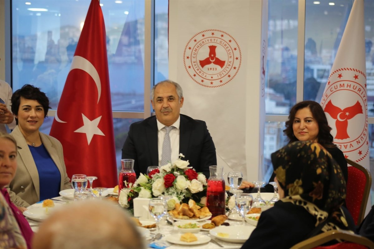 Şehit Aileleri, Gaziler ve Gazi Yakınları Onuruna İftar Programı Düzenlendi