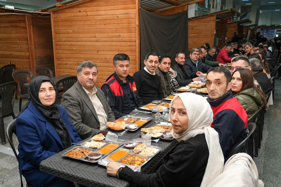 Giresun Belediyesi Ailesi  İftarda Bir Araya Geldi