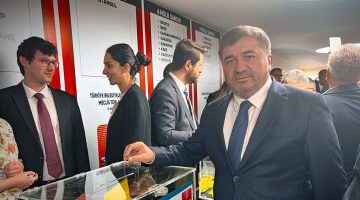 Başkan Şenlikoğlu Türkiye Belediyeler Birliği Encümen Üyeliği’ne Seçildi