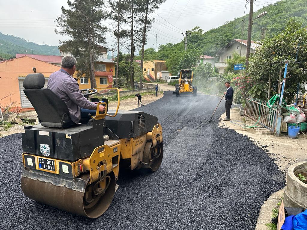 Giresun’da Modern Yol Ağı İçin Asfalt Çalışması Hız Kazandı