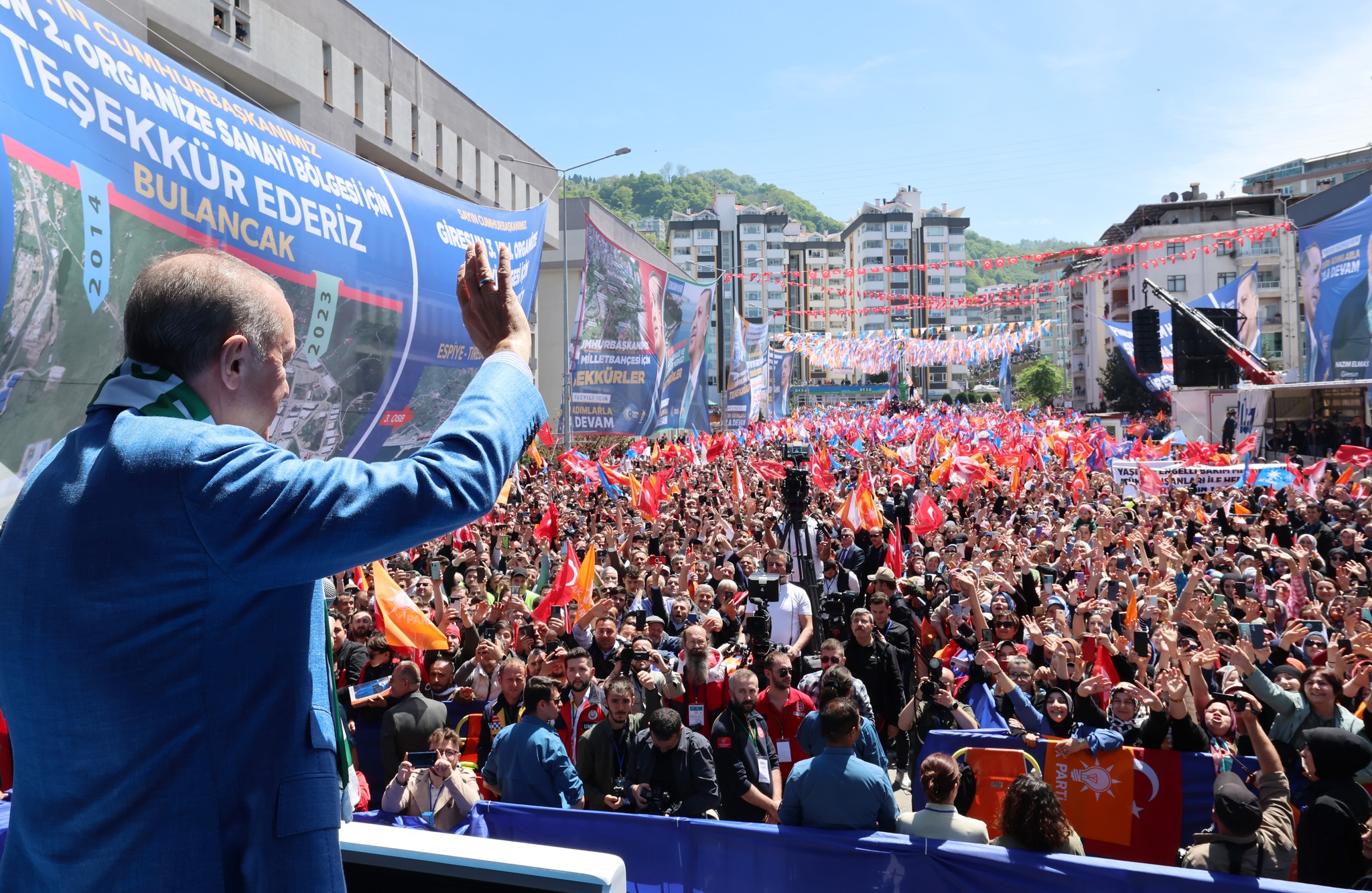 12. Cumhurbaşkanı Recep Tayyip Erdoğan Giresun’da Halka Seslendi