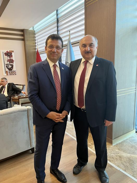 Başkan Uzunalioğlu; “Korkmuyoruz! Yılmıyoruz! Sevgi Kazanıyor!”
