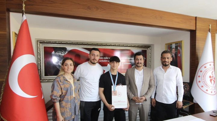 Türkiye Üçüncüsü Mert Cengiz Turalı’ dan Ziyaret