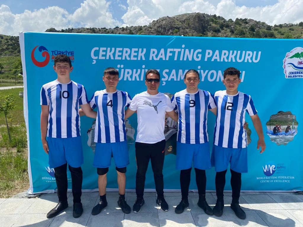 Espiye Şehit Cengiz Sarıbaş Mesleki ve Teknik Anadolu Lisesi Rafting Takımı Türkiye 4.sü