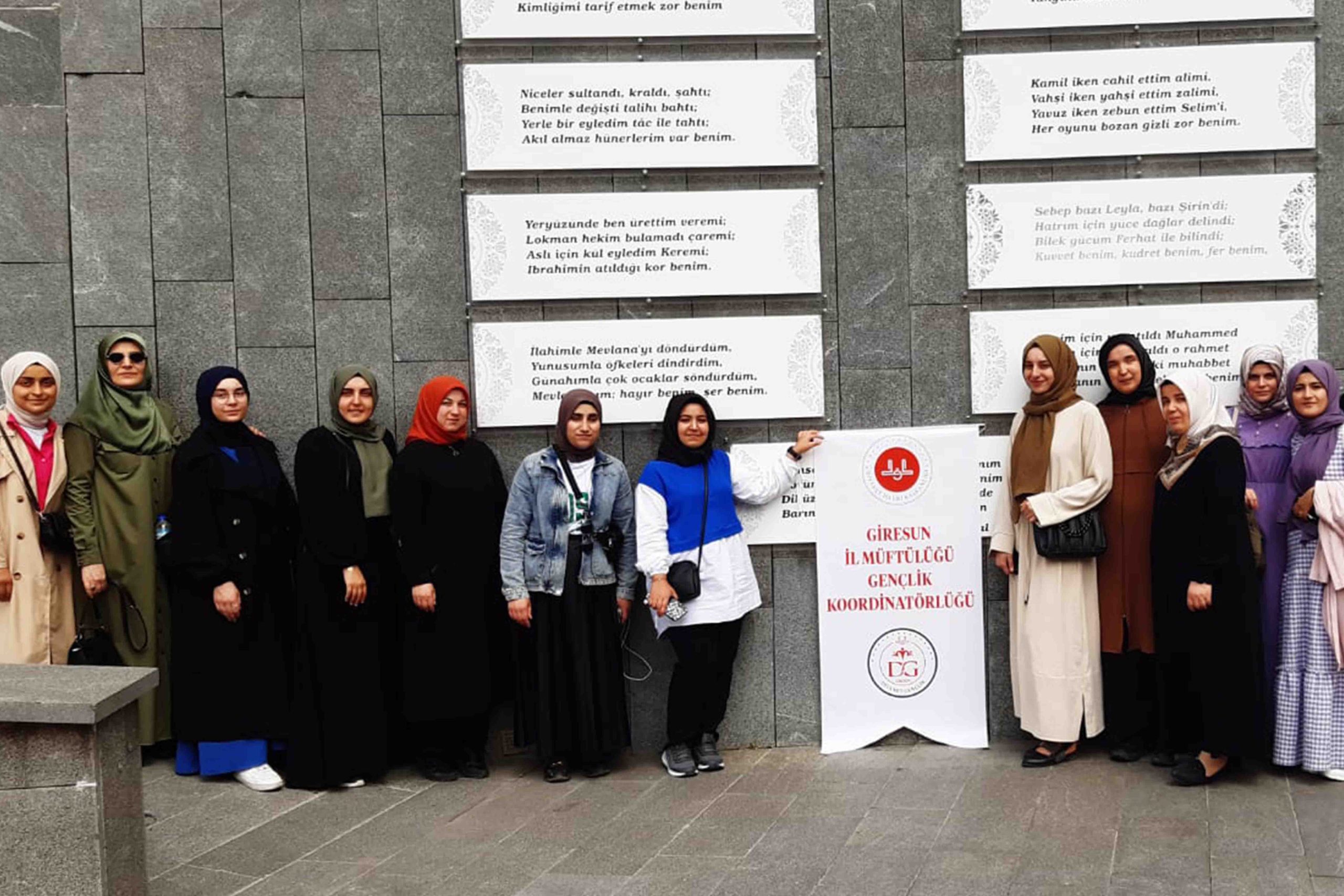 Üniversiteli Gençler Tarih ve Kültür Gezisinde Buluştu