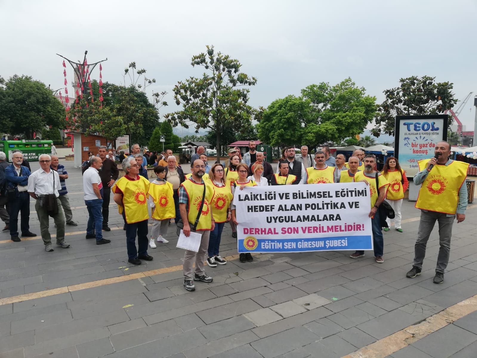 “LAİK EĞİTİMİ HEDEF ALAN POLİTİKA VE UYGULAMALARA DERHAL SON VERİLMELİDİR!”